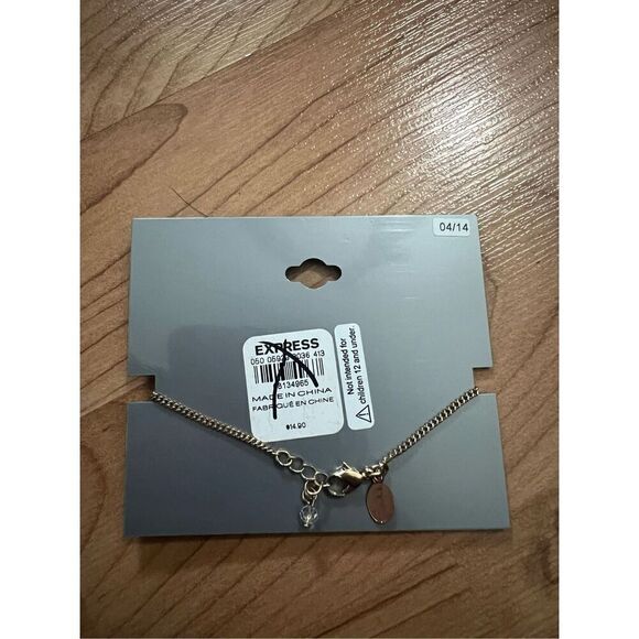Express Wishbone Bracelet Woman’s - Picture 4 of 6